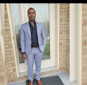 Meet your Posher, Saintelus